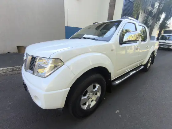 NISSAN FRONTIER 2.5 XE 4X2 CD TURBO ELETRONIC DIESEL 4P MANUAL NISSAN FRONTIER 2.5 XE 4X2 CD TURBO ELETRONIC DIESEL 4P MANUAL