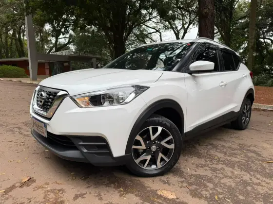 NISSAN KICKS 1.6 16V FLEXSTART S 4P XTRONIC NISSAN KICKS 1.6 16V FLEXSTART S 4P XTRONIC