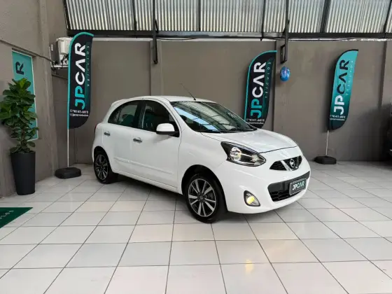 NISSAN MARCH 1.6 SL 16V FLEXSTART 4P XTRONIC NISSAN MARCH 1.6 SL 16V FLEXSTART 4P XTRONIC