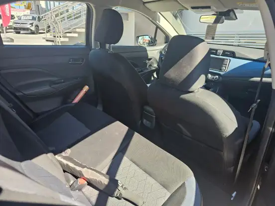 NISSAN-VERSA-2025