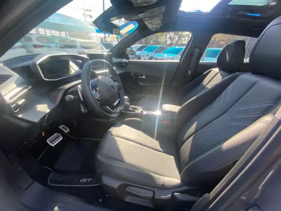 PEUGEOT-2008-2025