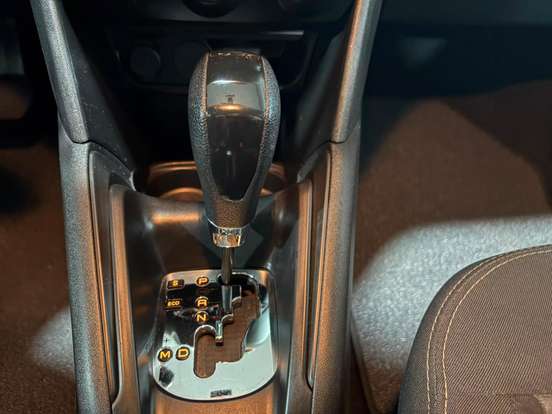 PEUGEOT-2008-2019