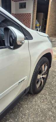 PEUGEOT-2008-2016