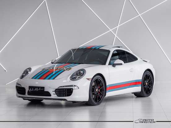 PORSCHE-911-2011