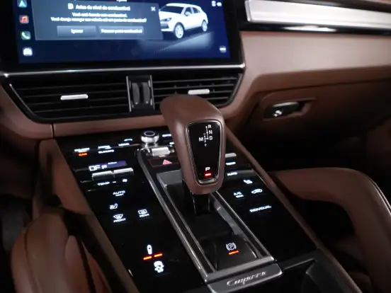 PORSCHE-CAYENNE-2022
