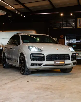 PORSCHE CAYENNE 3.0 V6 E-HYBRID PLATINUM EDITION AWD TIPTRONIC S