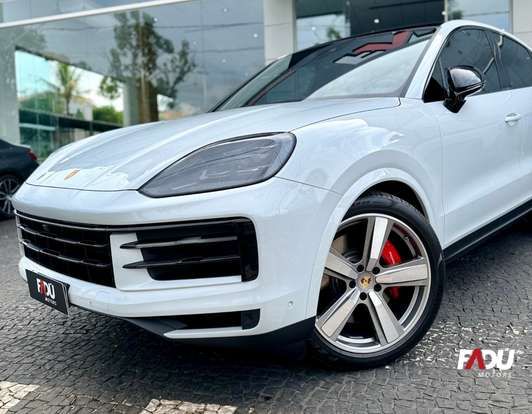 PORSCHE-CAYENNE-2023