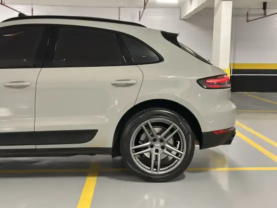 PORSCHE-MACAN-2019