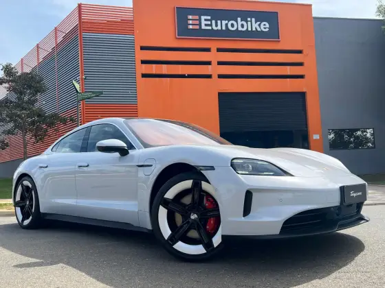 PORSCHE TAYCAN 4S ELÉTRICO PORSCHE TAYCAN 4S ELÉTRICO