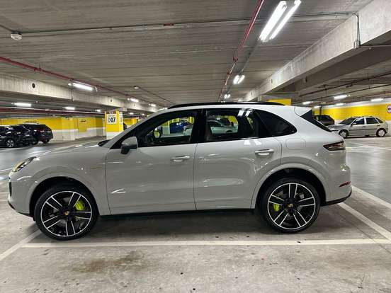 PORSCHE-CAYENNE-3.0 V6 E-HYBRID PLATINUM EDITION AWD TIPTRONIC S PORSCHE-CAYENNE-2023