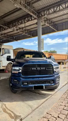 RAM 3500 6.7 I6 TURBO DIESEL LARAMIE NIGHT EDITION CD 4X4 AUTOMÁTICO RAM 3500 6.7 I6 TURBO DIESEL LARAMIE NIGHT EDITION CD 4X4 AUTOMÁTICO
