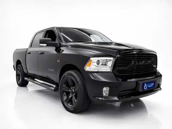 RAM CLASSIC 5.7 V8 GASOLINA LARAMIE NIGHT EDITION CD 4X4 AUTOMÁTICO