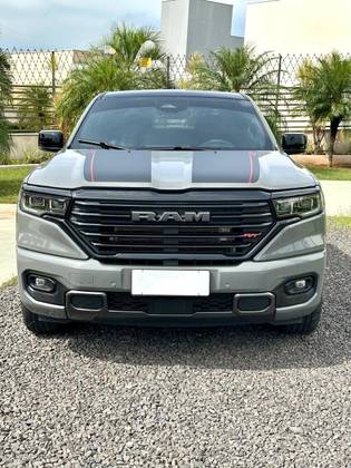 RAM RAMPAGE 2.0 HURRICANE 4 TURBO GASOLINA R/T 4X4 AUTOMÁTICO