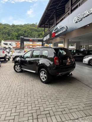 RENAULT-DUSTER-2.0 DYNAMIQUE 4X2 16V FLEX 4P AUTOMÁTICO RENAULT-DUSTER-2014