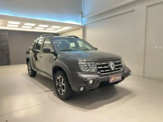 RENAULT OROCH 1.3 TCE FLEX OUTSIDER X-TRONIC RENAULT OROCH 1.3 TCE FLEX OUTSIDER X-TRONIC