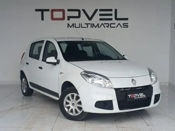 RENAULT SANDERO 1.0 EXPRESSION 16V FLEX 4P MANUAL RENAULT SANDERO 1.0 EXPRESSION 16V FLEX 4P MANUAL