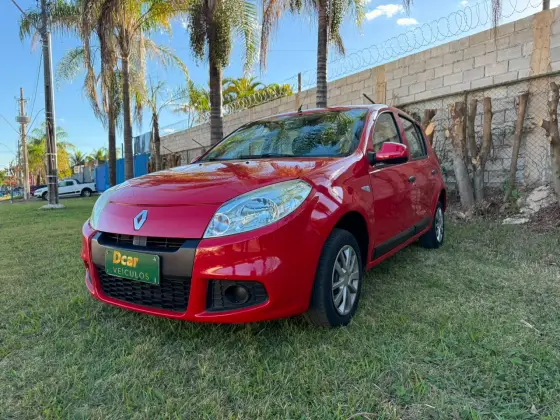 RENAULT SANDERO 1.0 EXPRESSION 16V FLEX 4P MANUAL RENAULT SANDERO 1.0 EXPRESSION 16V FLEX 4P MANUAL
