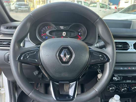 RENAULT-OROCH-1.6 16V SCE FLEX PRO MANUAL RENAULT-OROCH-2023