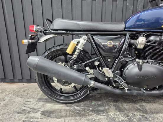 ROYAL ENFIELD-INTERCEPTOR-2024