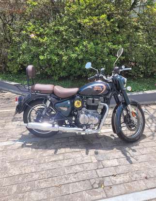 ROYAL ENFIELD-CLASSIC 350-2023