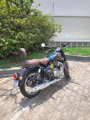 ROYAL ENFIELD-CLASSIC 350-2023