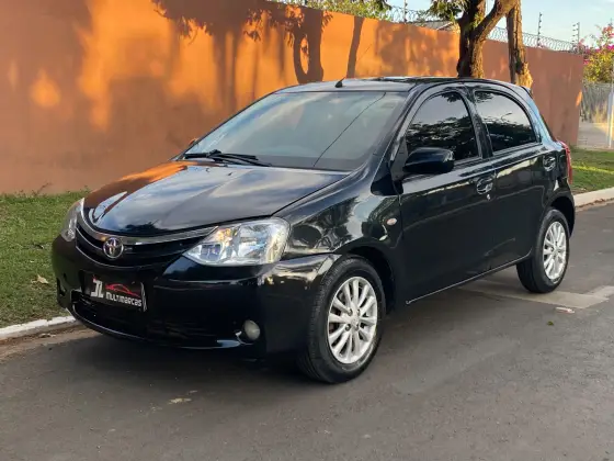 TOYOTA ETIOS 1.5 XLS 16V FLEX 4P MANUAL TOYOTA ETIOS 1.5 XLS 16V FLEX 4P MANUAL
