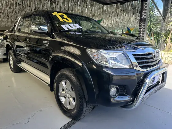 TOYOTA HILUX 2.7 SRV 4X4 CD 16V FLEX 4P AUTOMÁTICO TOYOTA HILUX 2.7 SRV 4X4 CD 16V FLEX 4P AUTOMÁTICO