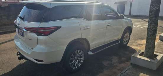 TOYOTA-HILUX SW4-2021