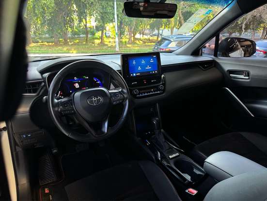 TOYOTA-COROLLA CROSS-2023