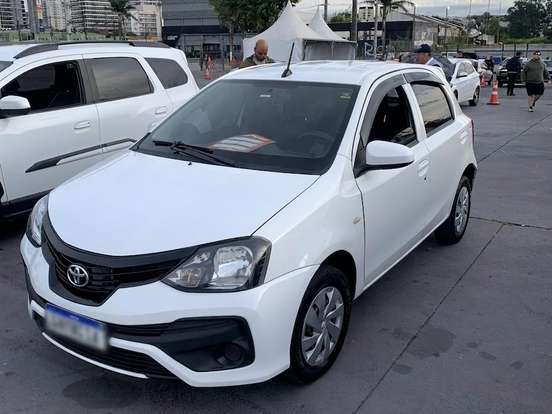 TOYOTA-ETIOS-1.3 X 16V FLEX 4P MANUAL TOYOTA-ETIOS-2019