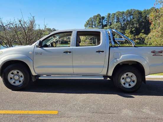 TOYOTA-HILUX-3.0 SR 4X4 CD 16V TURBO INTERCOOLER DIESEL 4P MANUAL TOYOTA-HILUX-2009