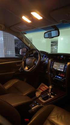 TOYOTA-HILUX SW4-2018