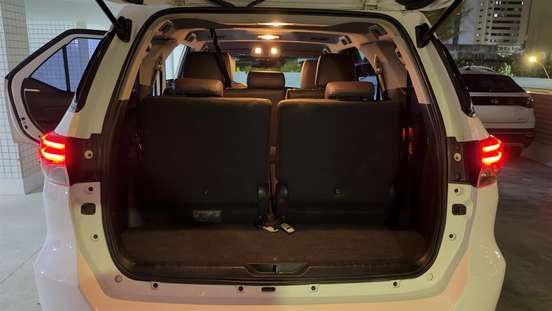 TOYOTA-HILUX SW4-2.7 SRV 7 LUGARES 4X2 16V FLEX 4P AUTOMÁTICO TOYOTA-HILUX SW4-2018