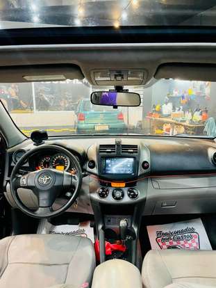 TOYOTA-RAV4-2009
