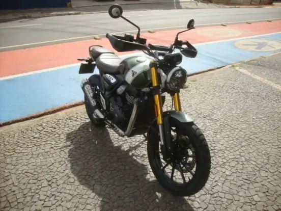 TRIUMPH-SCRAMBLER 400 X-2024