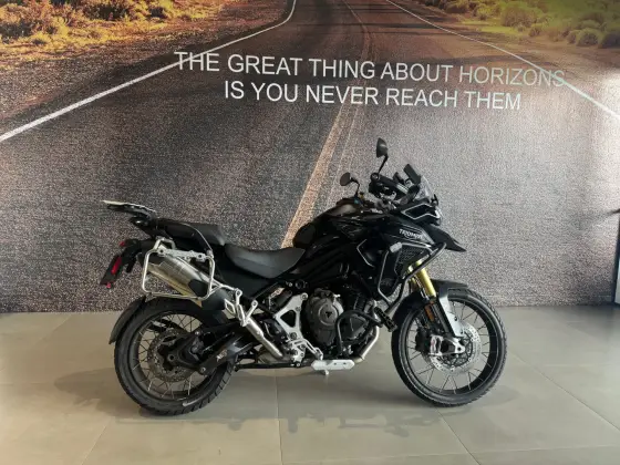 TRIUMPH TIGER 1200 RALLY BLACK EDITION 