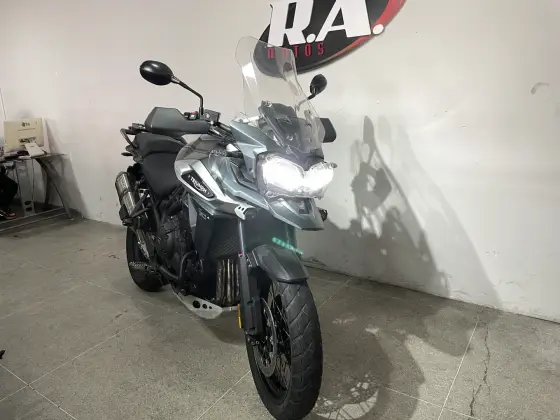 TRIUMPH TIGER 1200 XCA 