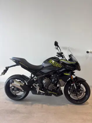 TRIUMPH TIGER 800 SPORT TRIUMPH TIGER 800 SPORT