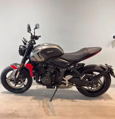 TRIUMPH TRIDENT 660 TRIUMPH TRIDENT 660