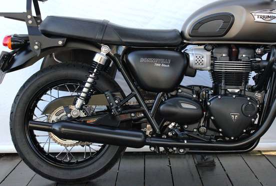 TRIUMPH-BONNEVILLE T100 BLACK 900-2020