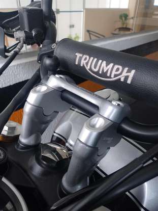 TRIUMPH-SCRAMBLER 400 X-2024