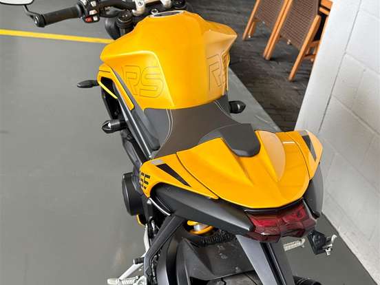 TRIUMPH-STREET TRIPLE RS ABS TRIUMPH-STREET TRIPLE RS ABS-2025