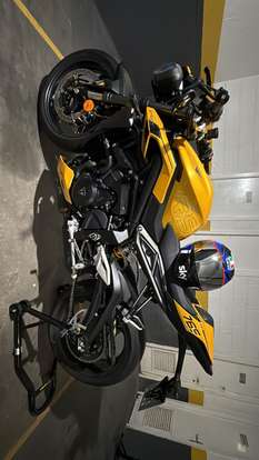 TRIUMPH-STREET TRIPLE RS ABS-2025