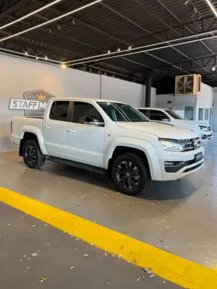 VOLKSWAGEN AMAROK 3.0 V6 TDI DIESEL HIGHLINE CD 4MOTION AUTOMÁTICO VOLKSWAGEN AMAROK 3.0 V6 TDI DIESEL HIGHLINE CD 4MOTION AUTOMÁTICO