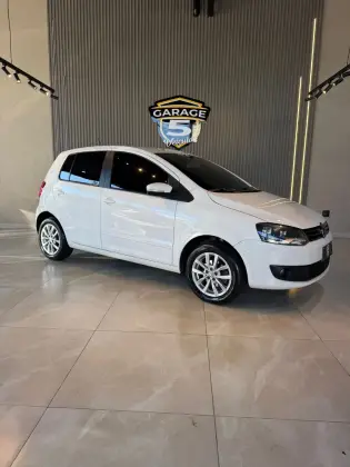 VOLKSWAGEN FOX 1.0 MI 8V FLEX 4P MANUAL VOLKSWAGEN FOX 1.0 MI 8V FLEX 4P MANUAL