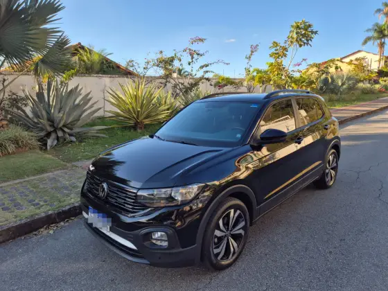 VOLKSWAGEN T-CROSS 1.0 200 TSI TOTAL FLEX COMFORTLINE AUTOMÁTICO