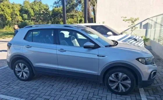 VOLKSWAGEN T-CROSS 1.4 250 TSI TOTAL FLEX HIGHLINE AUTOMÁTICO VOLKSWAGEN T-CROSS 1.4 250 TSI TOTAL FLEX HIGHLINE AUTOMÁTICO
