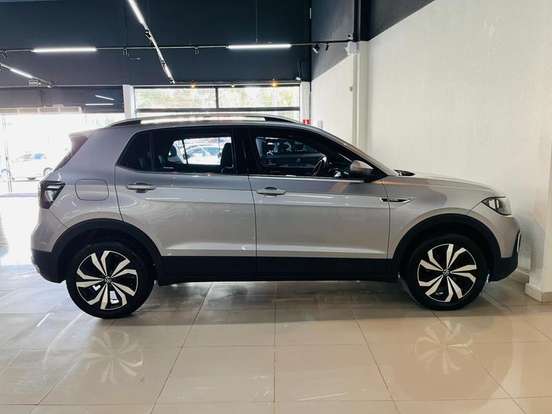 VOLKSWAGEN-T-CROSS-2023