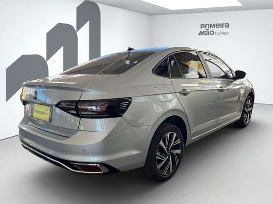 VOLKSWAGEN-VIRTUS-2023