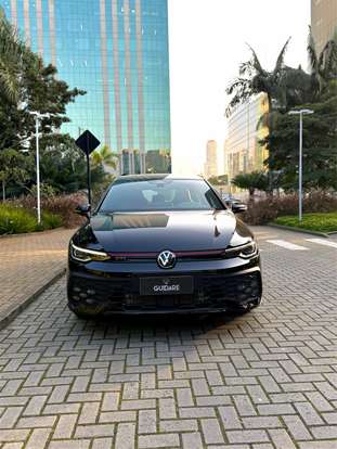 VOLKSWAGEN-GOLF-2026